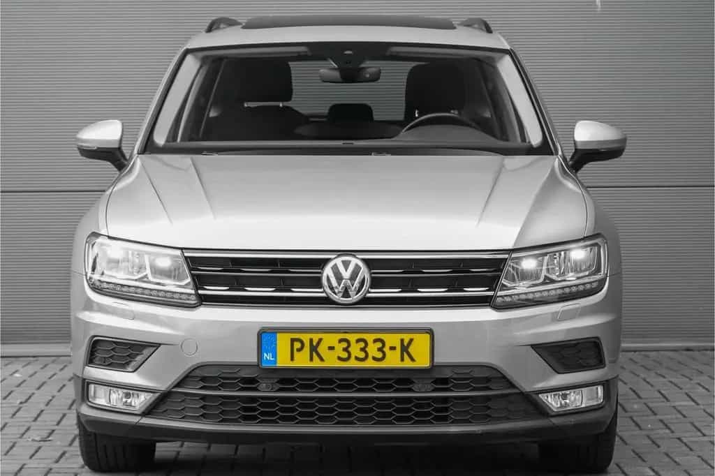 Volkswagen Tiguan 1.4 TSI Highline Pano LED CarPlay Camera 11/2016-photo-13