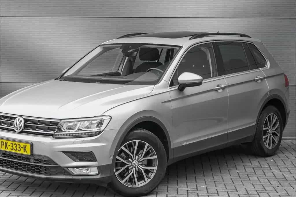 Volkswagen Tiguan 1.4 TSI Highline Pano LED CarPlay Camera 11/2016-photo-16