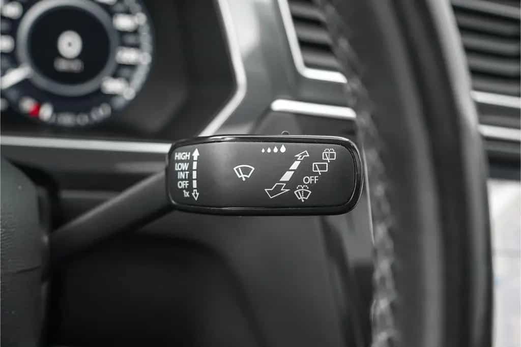 Volkswagen Tiguan 1.4 TSI Highline Pano LED CarPlay Camera 11/2016-photo-35
