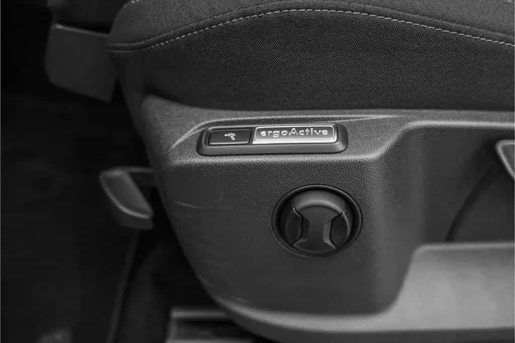 Volkswagen Tiguan 1.4 TSI Highline Pano LED CarPlay Camera 11/2016-photo-37