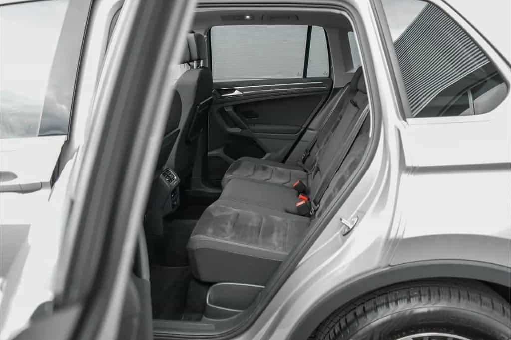 Volkswagen Tiguan 1.4 TSI Highline Pano LED CarPlay Camera 11/2016-photo-5