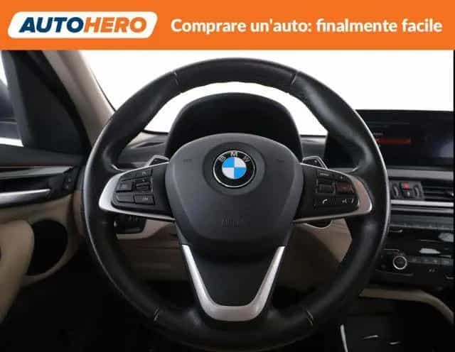 BMW X1 sDrive18d xLine 07/2021-photo-10