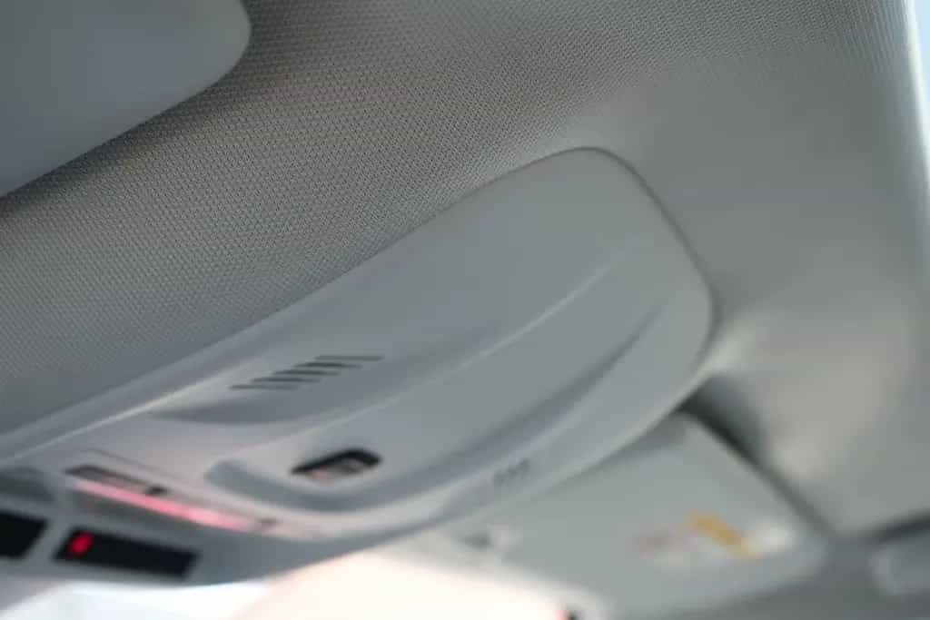 Opel Grandland (X) 1.2 Turbo Ultimate*AHK*PANO*APPLE* 03/2019-photo-24
