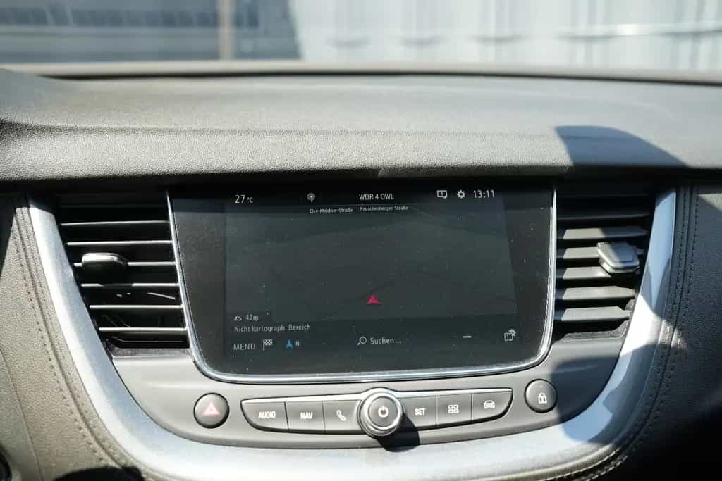 Opel Grandland (X) 1.2 Turbo Ultimate*AHK*PANO*APPLE* 03/2019-photo-31
