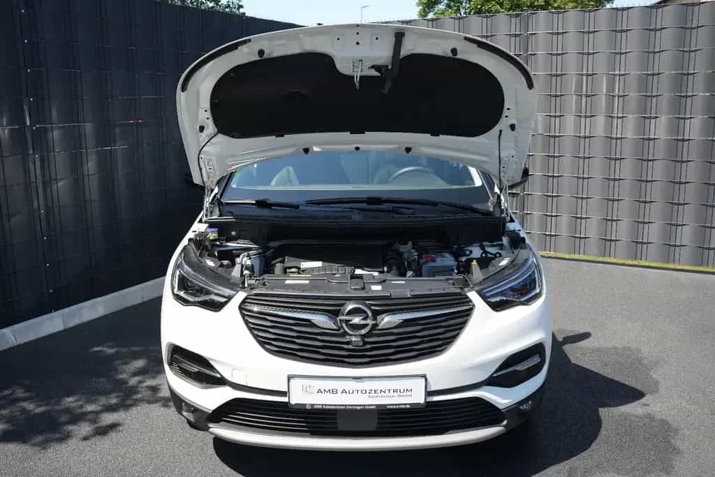 Opel Grandland (X) 1.2 Turbo Ultimate*AHK*PANO*APPLE* 03/2019-photo-37