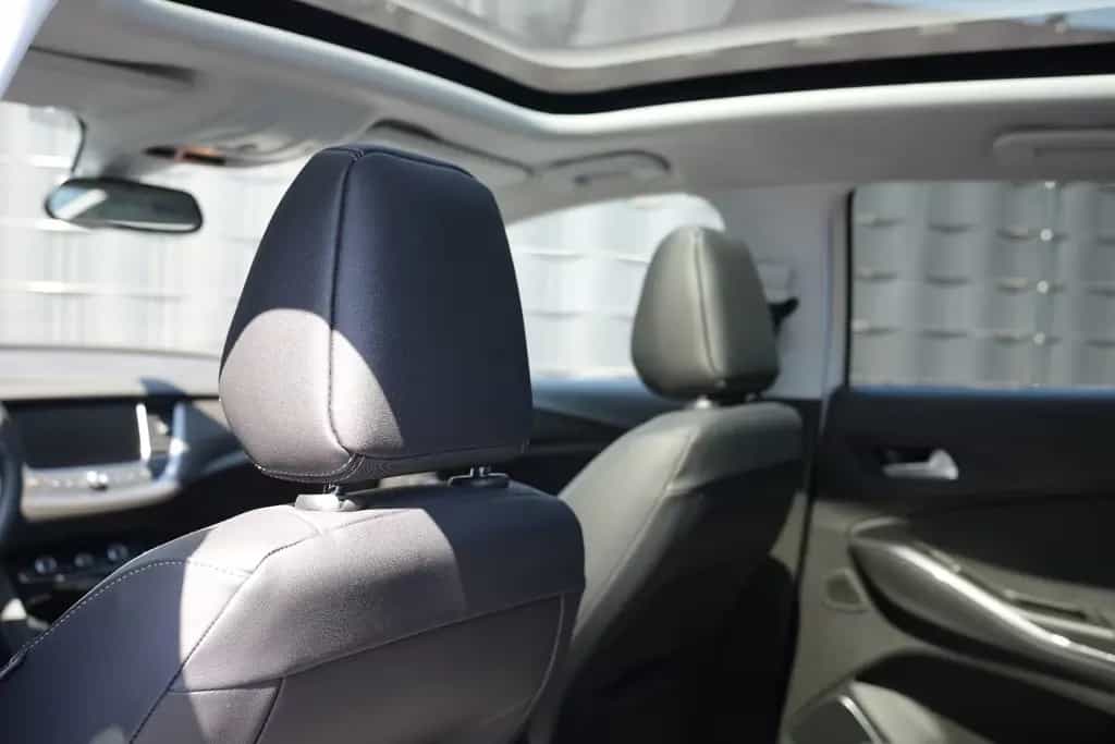 Opel Grandland (X) 1.2 Turbo Ultimate*AHK*PANO*APPLE* 03/2019-photo-9