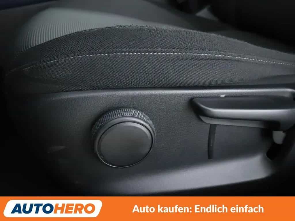 Mazda CX-30 2.0 Skyactiv-G Mild-Hybrid Selection 2WD 11/2019-photo-29