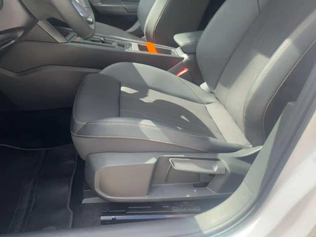 Cupra Leon 1.5 eTSI ACT DSG *KESSY*SHZ*UVM 02/2024-photo-12