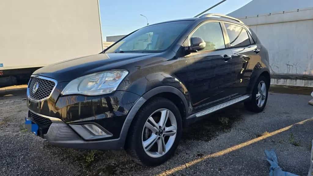 Ssangyong Korando 2.0 e-XDi 175 CV AWD AT Classy 05/2011-photo-1