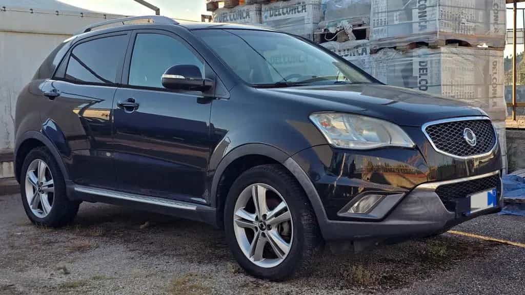Ssangyong Korando 2.0 e-XDi 175 CV AWD AT Classy 05/2011-photo-2