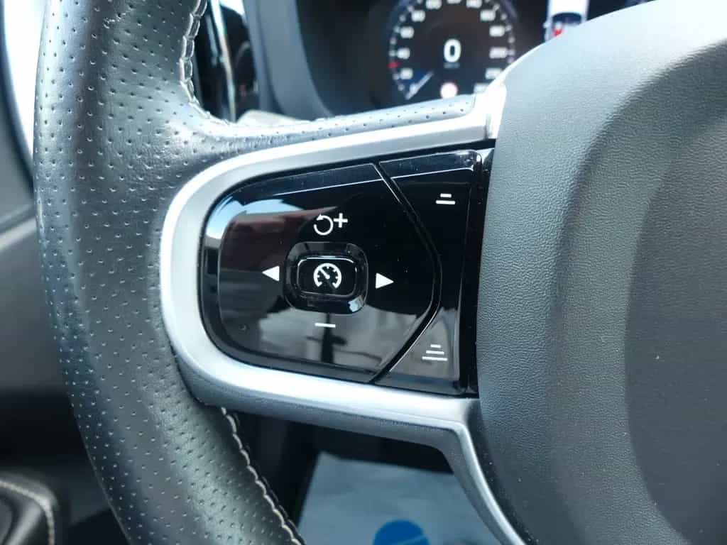 Volvo XC60 XC 60 R Design AWD AHK*Leder*Navi*ab 299€ 07/2018-photo-13