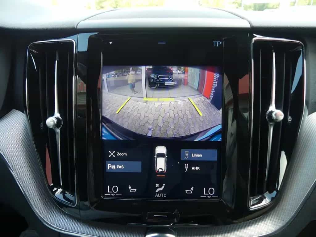 Volvo XC60 XC 60 R Design AWD AHK*Leder*Navi*ab 299€ 07/2018-photo-18
