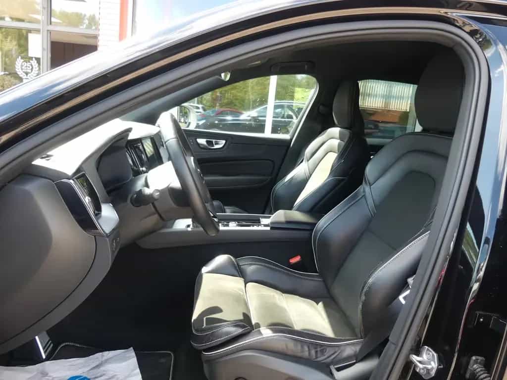 Volvo XC60 XC 60 R Design AWD AHK*Leder*Navi*ab 299€ 07/2018-photo-8