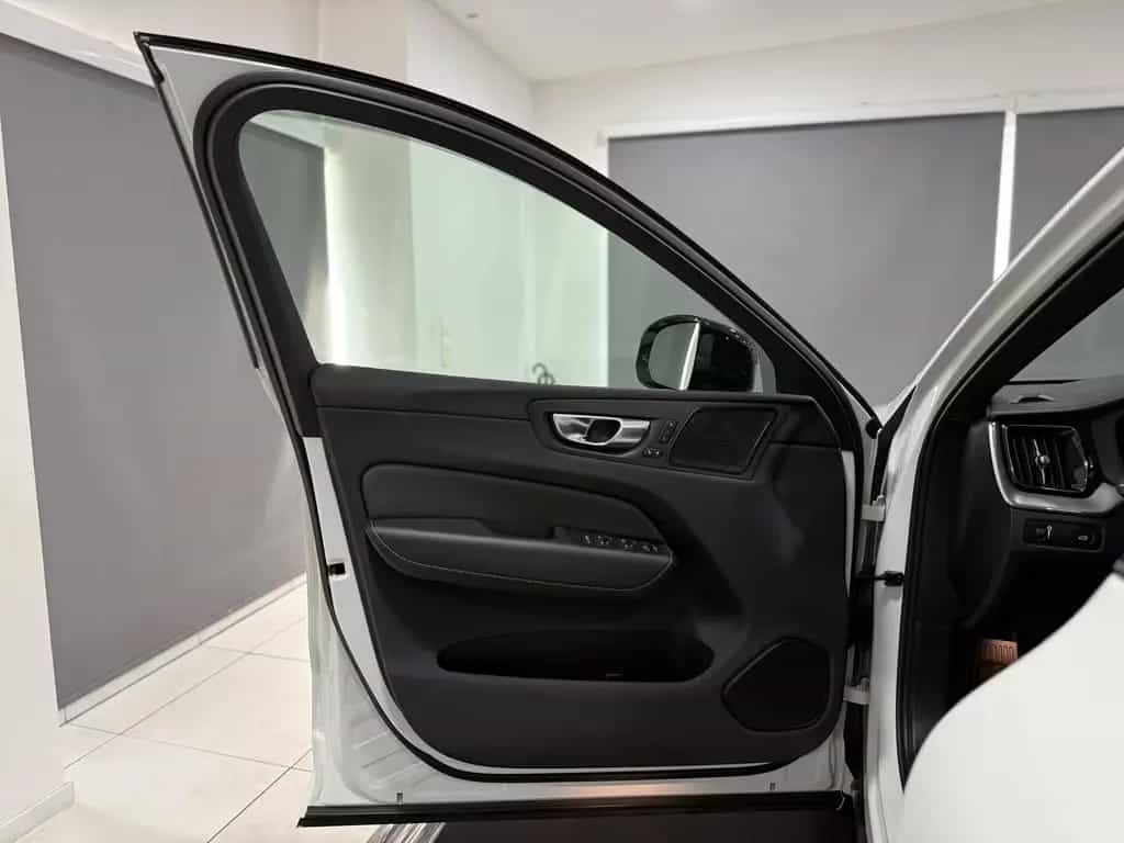Volvo XC60 R Design 2WD*PANO*360*HUD*MEMORY*LED*ACC* 10/2021-photo-12