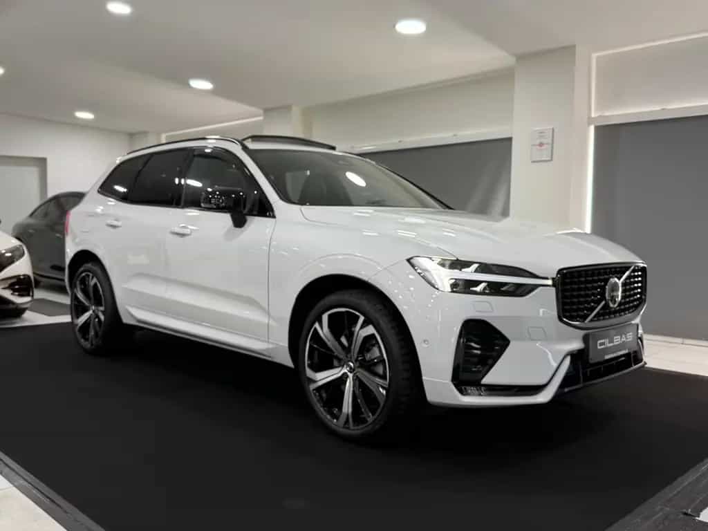 Volvo XC60 R Design 2WD*PANO*360*HUD*MEMORY*LED*ACC* 10/2021-photo-6