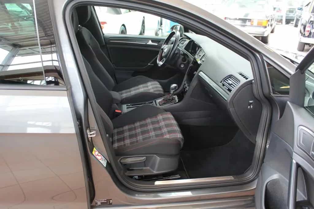 Volkswagen Golf VII Lim. GTI Performance+ACC+PDC+CarPlay+ 10/2019-photo-18