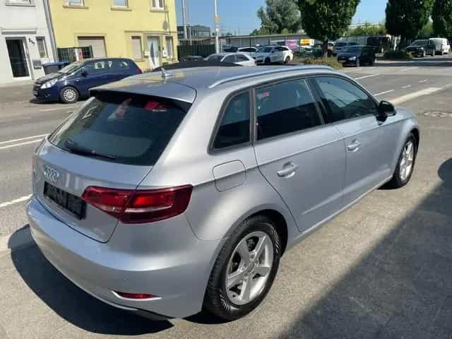 Audi A3 Sportback sport +2 JAHRE GARANTIE+ 07/2018-photo-4