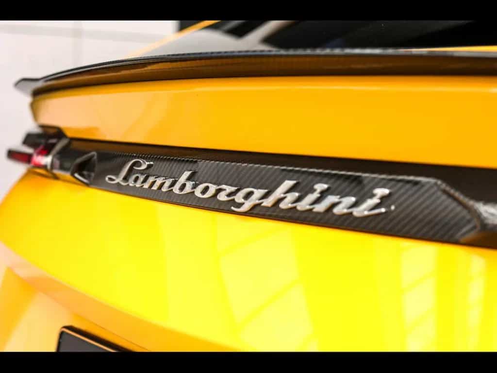 Lamborghini Urus Q-CITURA°CARBON°TV°B&O 3D°FULL  ADAS°HUD 07/2019-photo-24