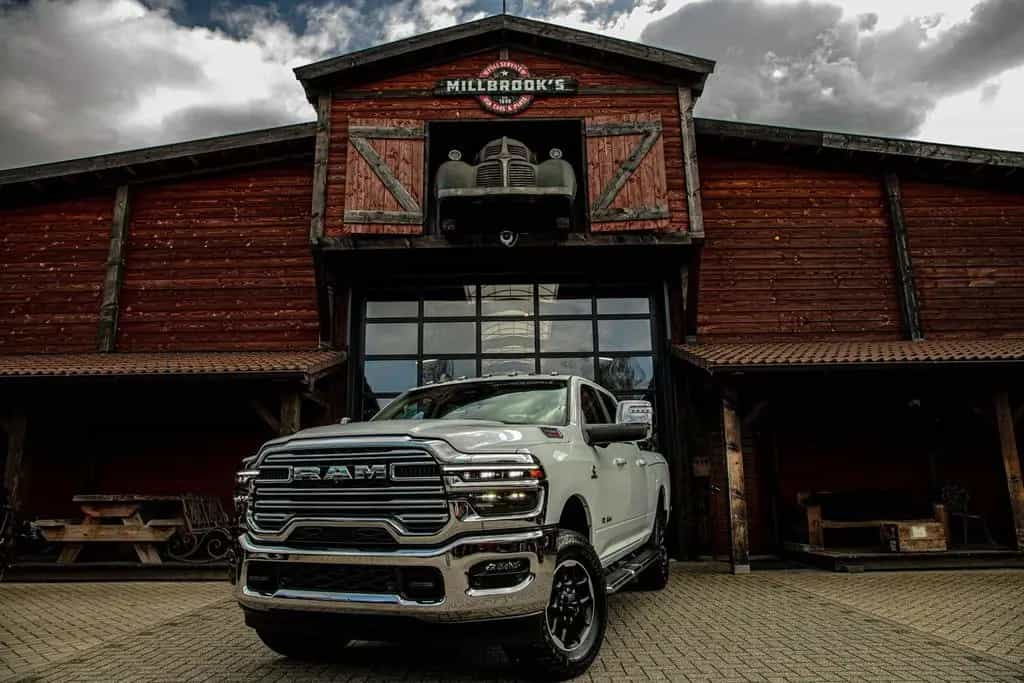 Dodge RAM 2500 laramie 6.7L Cummins 2026 !!20x!! null-photo-10