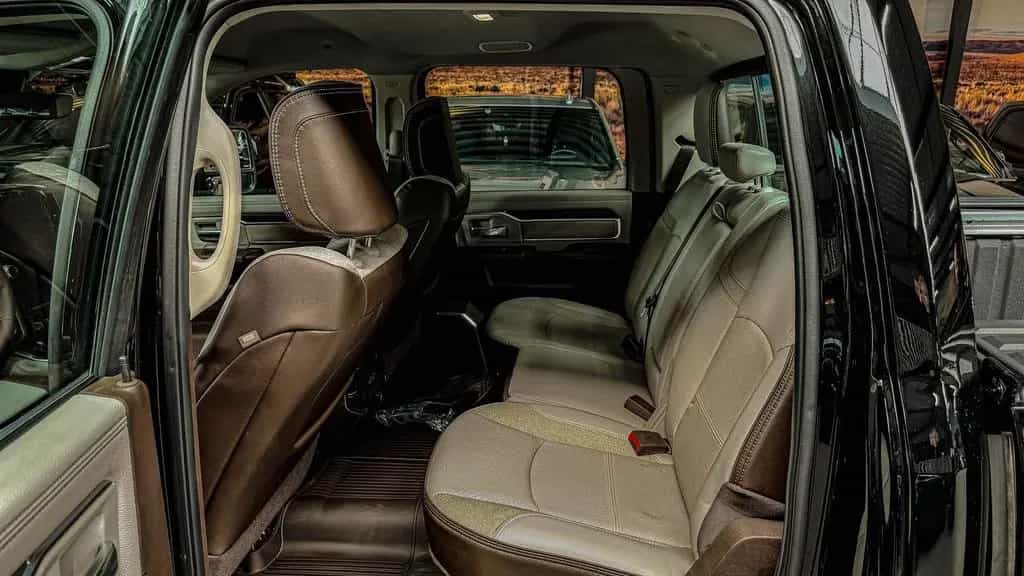 Dodge RAM 2500 laramie 6.7L Cummins 2026 !!20x!! null-photo-5