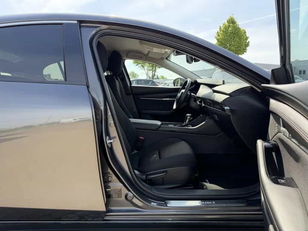 Mazda 3 LIM. AUTO. M-Hybrid SELECTION/DESIGN/BOSE 11/2020-photo-11