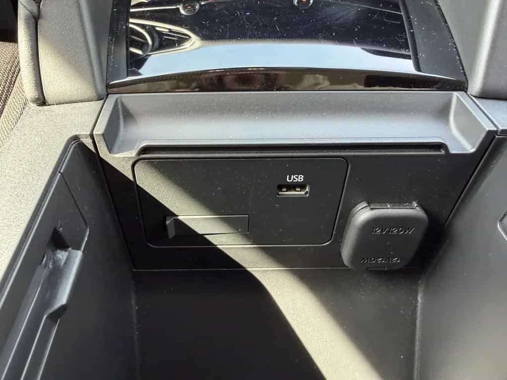 Mazda 3 LIM. AUTO. M-Hybrid SELECTION/DESIGN/BOSE 11/2020-photo-26