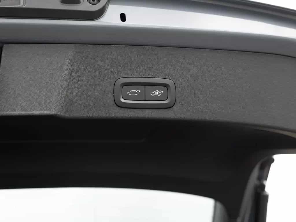 Volvo XC40 B4 B Plus Dark AWD H/K FACEL. STANDHZ LED 05/2023-photo-31
