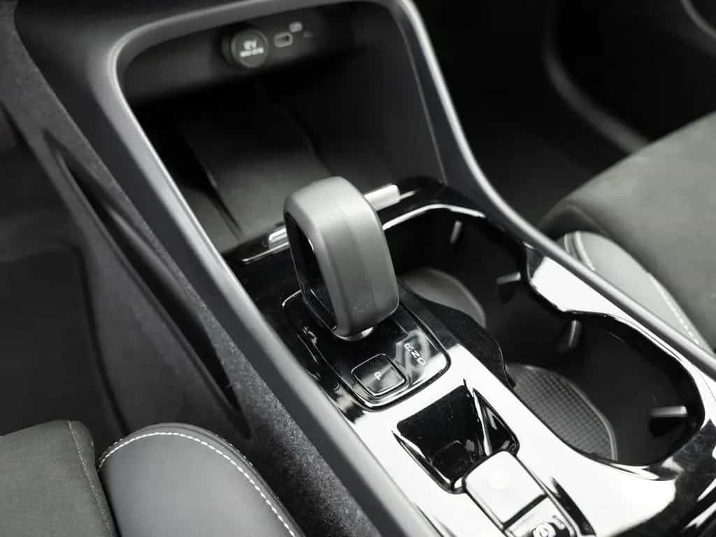 Volvo XC40 B4 B Plus Dark AWD H/K FACEL. STANDHZ LED 05/2023-photo-39