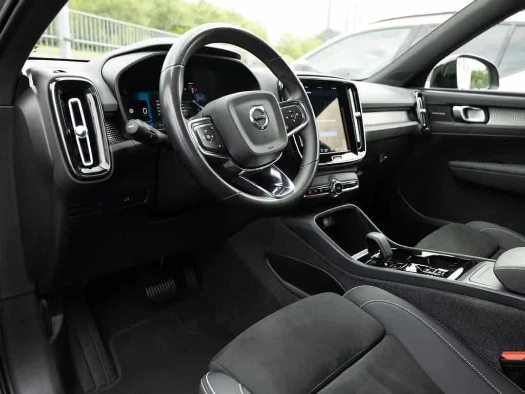 Volvo XC40 B4 B Plus Dark AWD H/K FACEL. STANDHZ LED 05/2023-photo-45