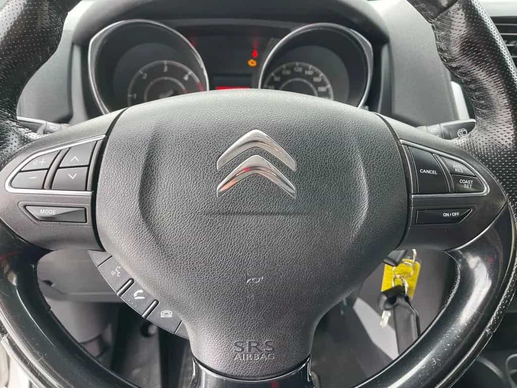Citroën C4 Tendance 2WD/Tempomat/Bluetooth/PDC/Panorama/ 12/2015-photo-11