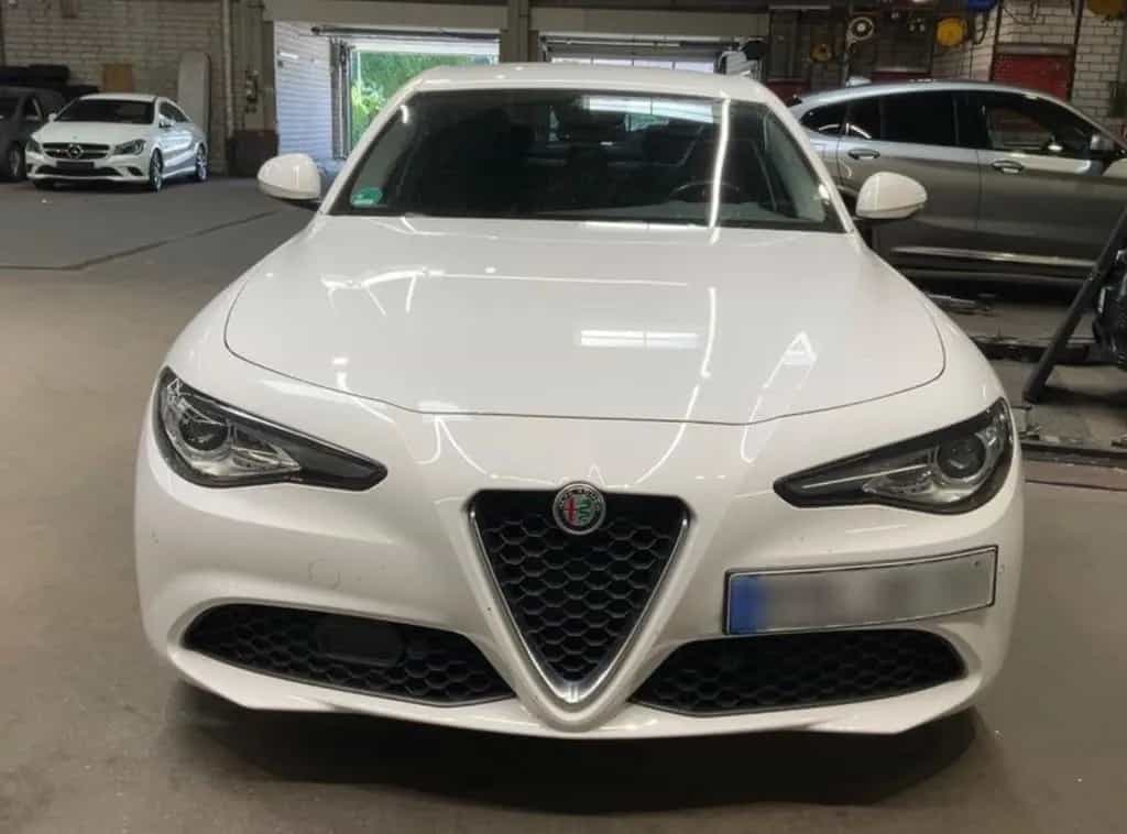 Alfa Romeo Giulia Super | LEDER SHZ KAMERA TOTWINKEL 05/2020-photo-3