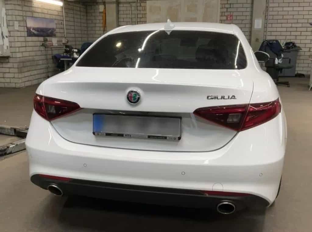 Alfa Romeo Giulia Super | LEDER SHZ KAMERA TOTWINKEL 05/2020-photo-4