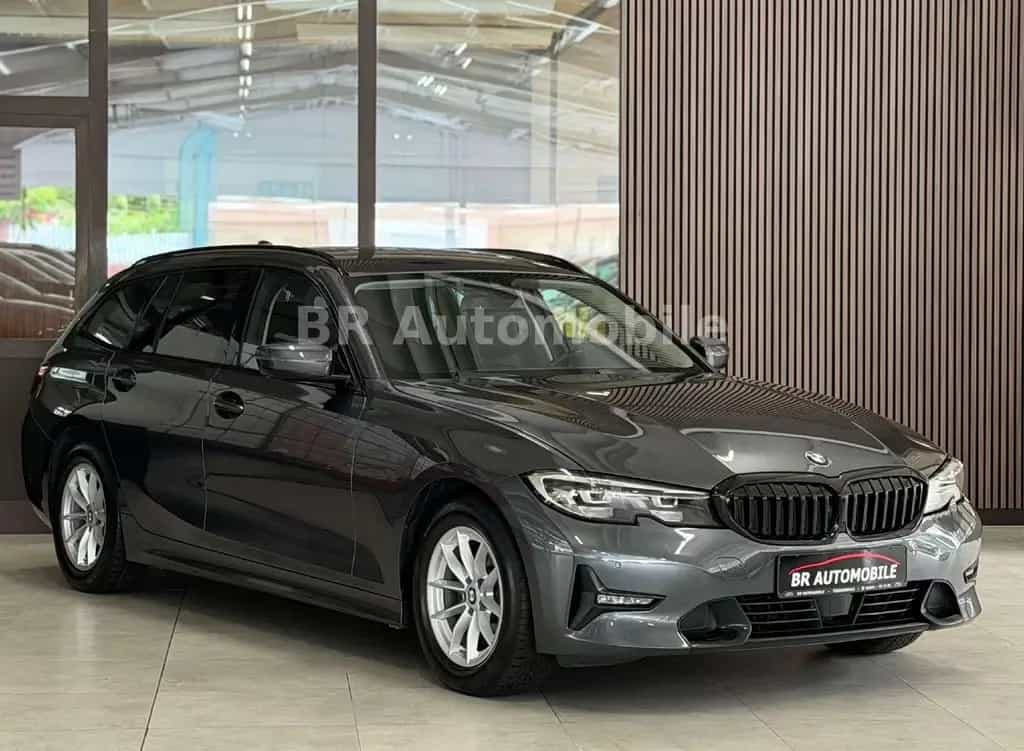 BMW 320 320 d Sport Line*LED*Kamera*AHK*Navi* 01/2020-photo-1