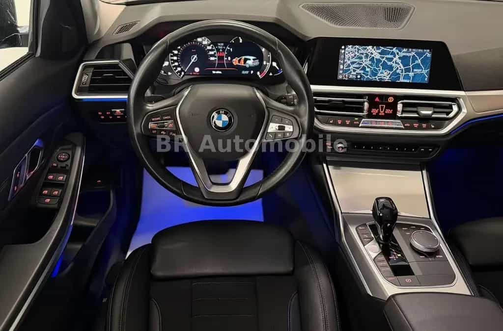 BMW 320 320 d Sport Line*LED*Kamera*AHK*Navi* 01/2020-photo-12