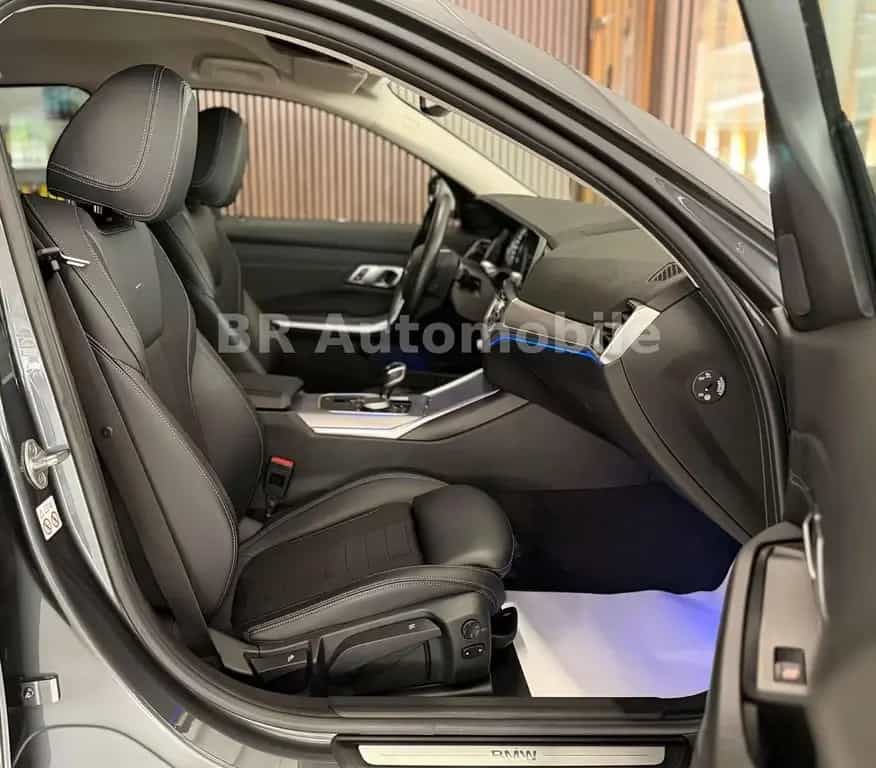 BMW 320 320 d Sport Line*LED*Kamera*AHK*Navi* 01/2020-photo-15