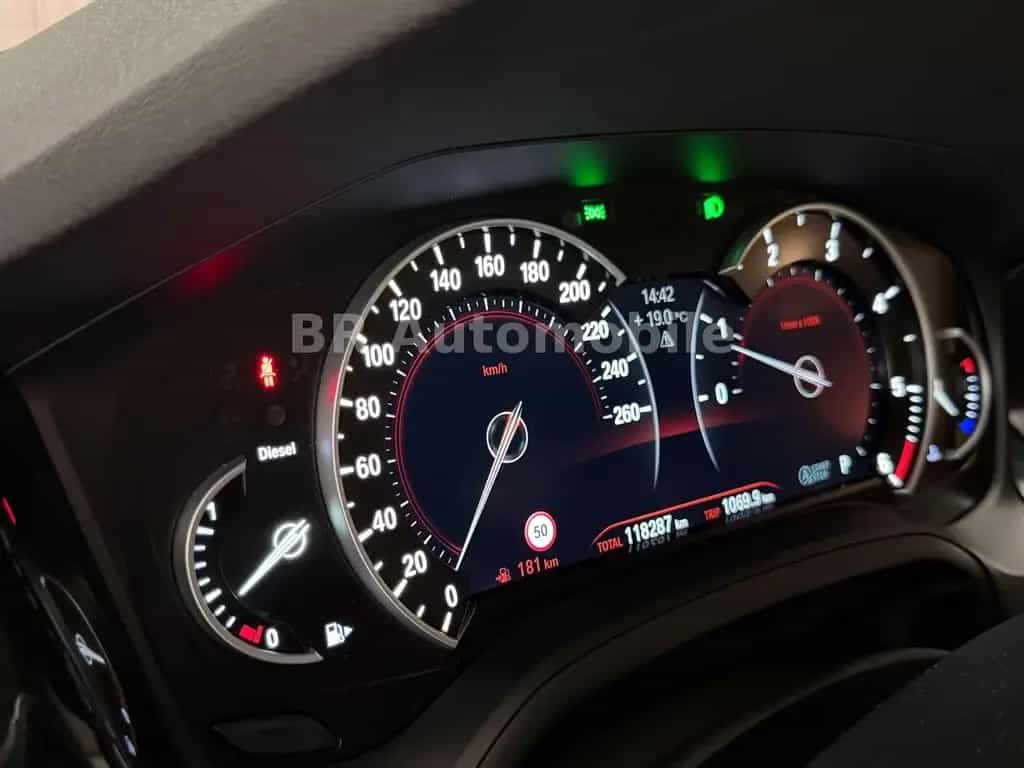 BMW 320 320 d Sport Line*LED*Kamera*AHK*Navi* 01/2020-photo-21
