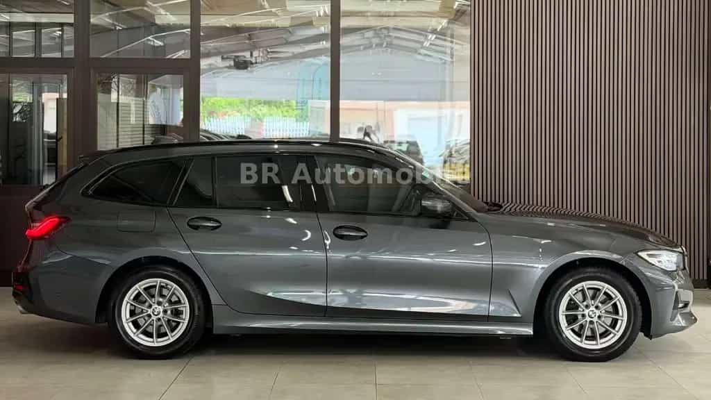 BMW 320 320 d Sport Line*LED*Kamera*AHK*Navi* 01/2020-photo-7