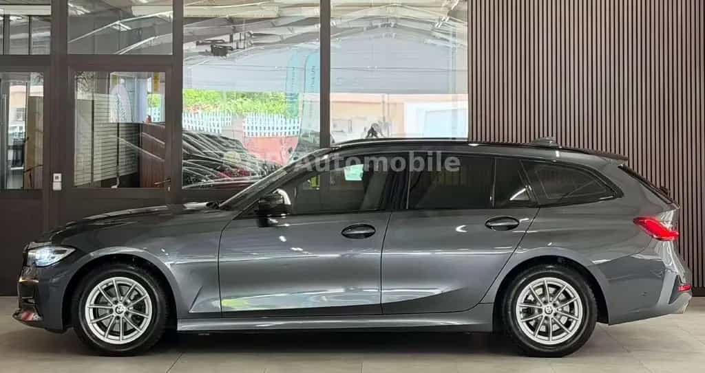 BMW 320 320 d Sport Line*LED*Kamera*AHK*Navi* 01/2020-photo-8