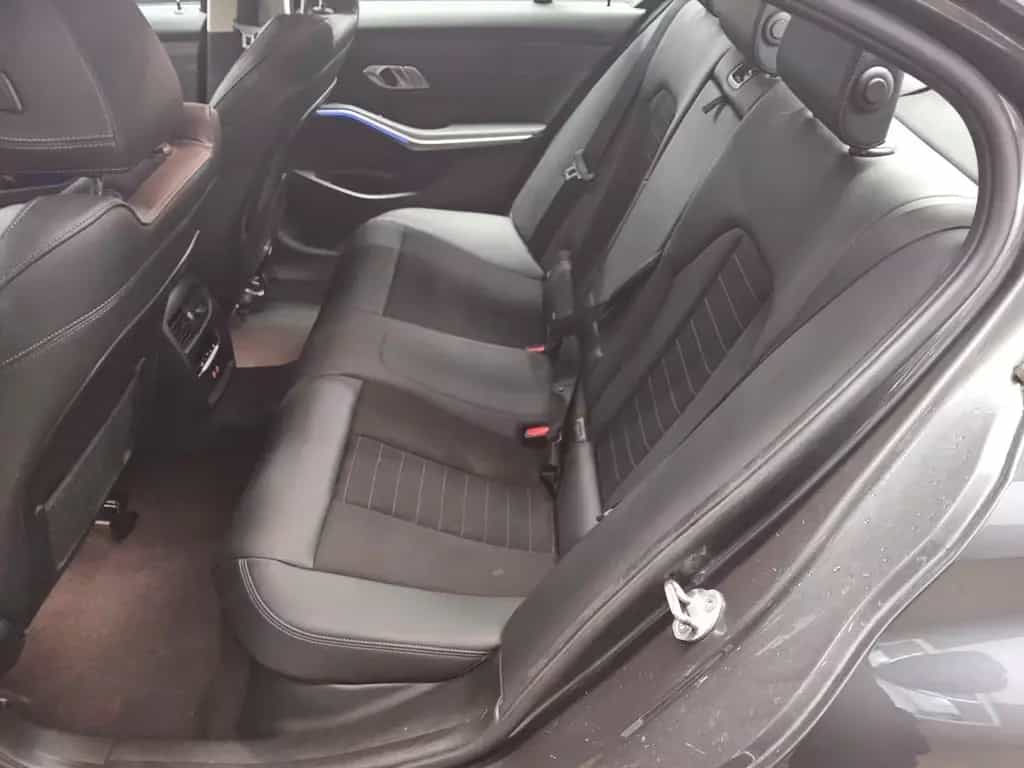 BMW 320 dA Sport-Line T-Leder Nav LC Pro LED AHK HiFi 04/2021-photo-12