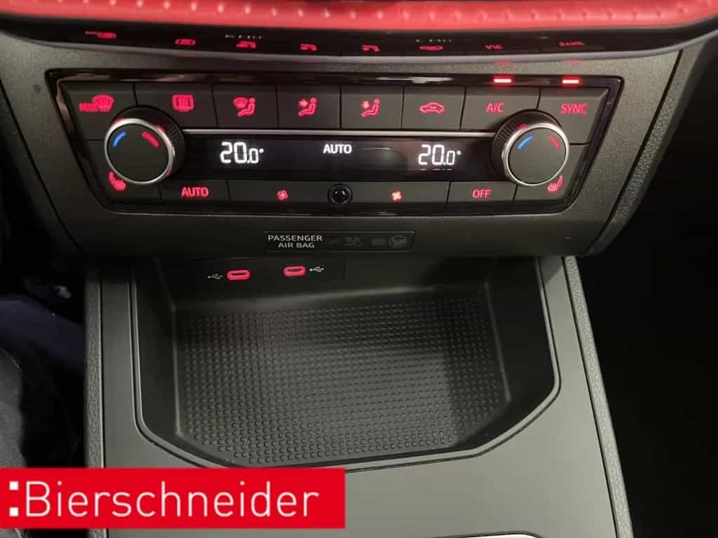 Seat Ibiza 1.0 TSI AB193EUR FR NAVI DAB PDC SHZ 04/2024-photo-25
