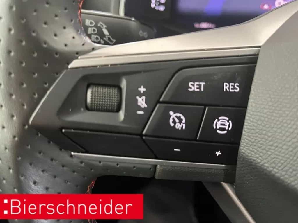 Seat Ibiza 1.0 TSI AB193EUR FR NAVI DAB PDC SHZ 04/2024-photo-35