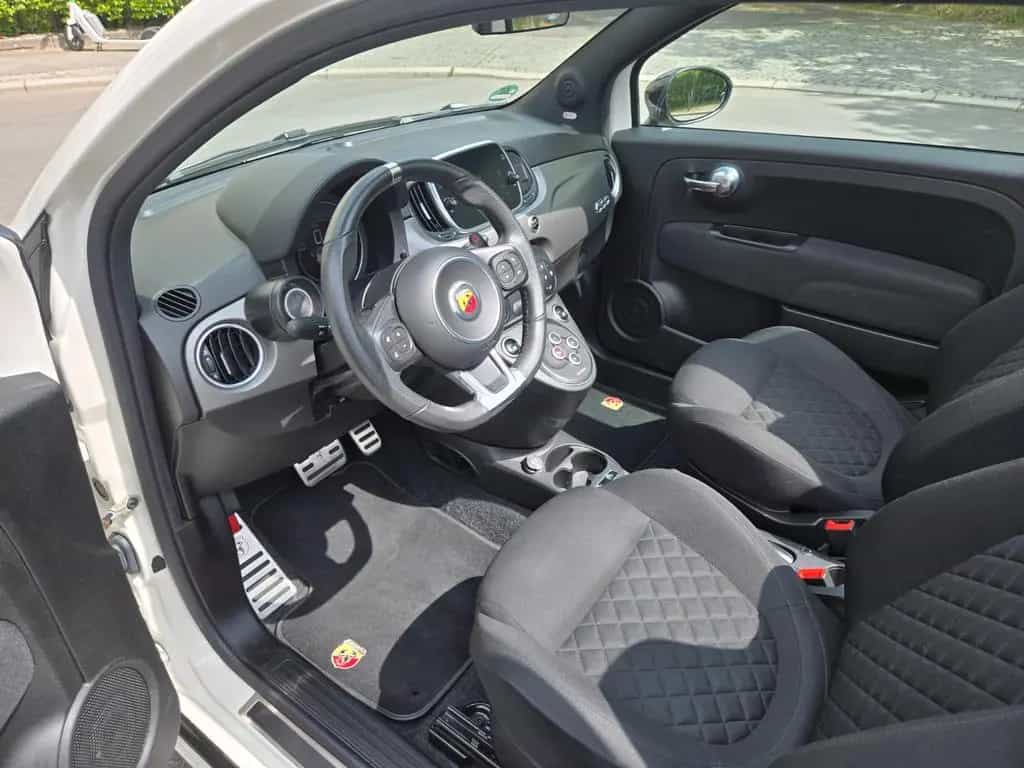 Abarth 595C 595 Cabrio Pista Scheckhaft 1 Hand Automatic 10/2020-photo-10