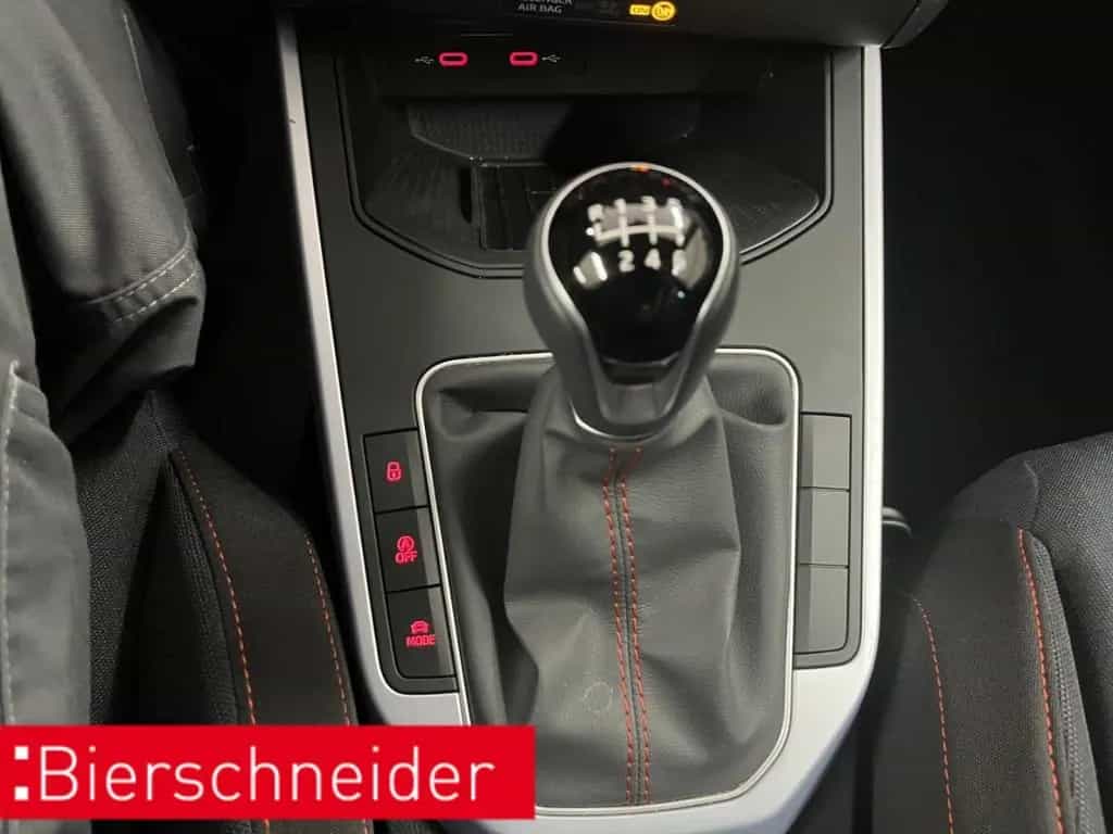 Seat Arona 1.0 TSI AB198EUR FR AHK NAVI DAB SHZ PDC 04/2024-photo-24