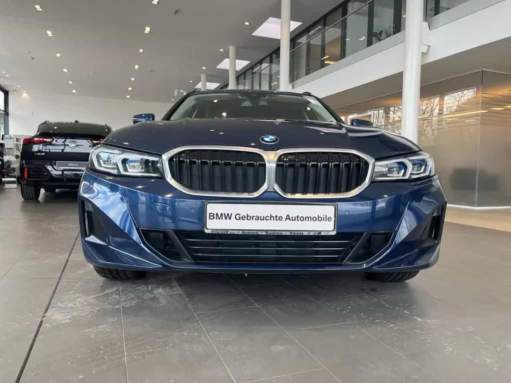 BMW 320 d Touring Sport Aut./Navigation/LED/Tempomat 02/2023-photo-12