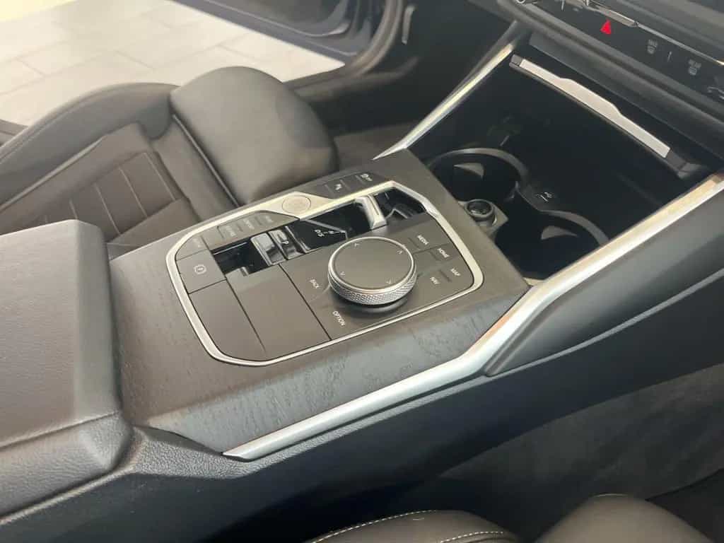 BMW 320 d Touring Sport Aut./Navigation/LED/Tempomat 02/2023-photo-27