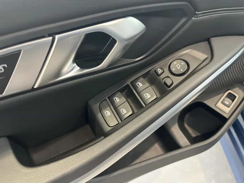 BMW 320 d Touring Sport Aut./Navigation/LED/Tempomat 02/2023-photo-31
