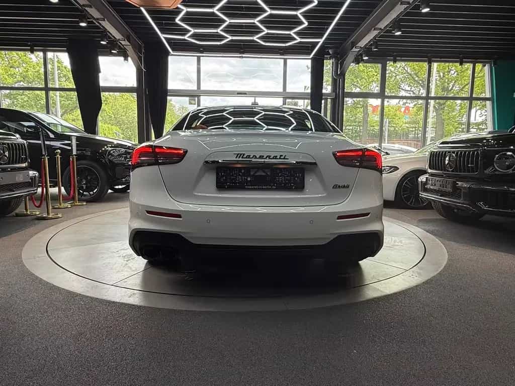 Maserati Ghibli LED*CARPLAY*TEMP*NAVI*KEYLESS 07/2023-photo-4