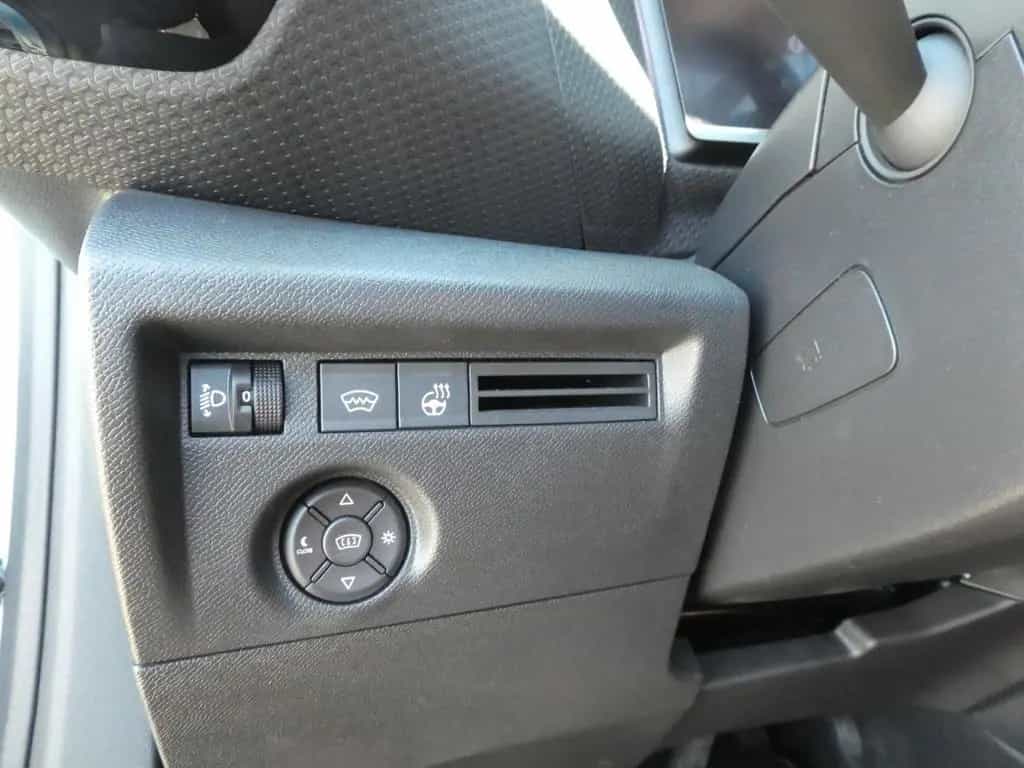 Citroën C4 Lim. Shine Klima, Navi, SHZ, Kamera, S-Dach 11/2023-photo-13