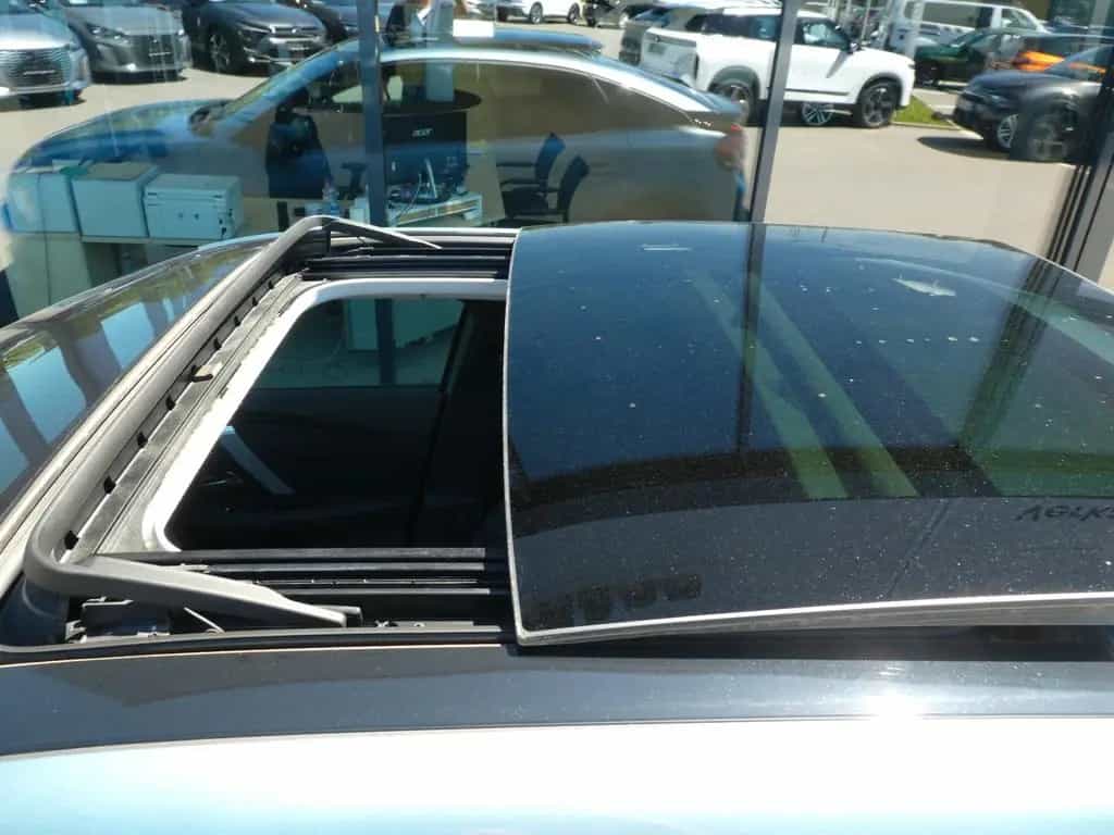 Citroën C4 Lim. Shine Klima, Navi, SHZ, Kamera, S-Dach 11/2023-photo-29
