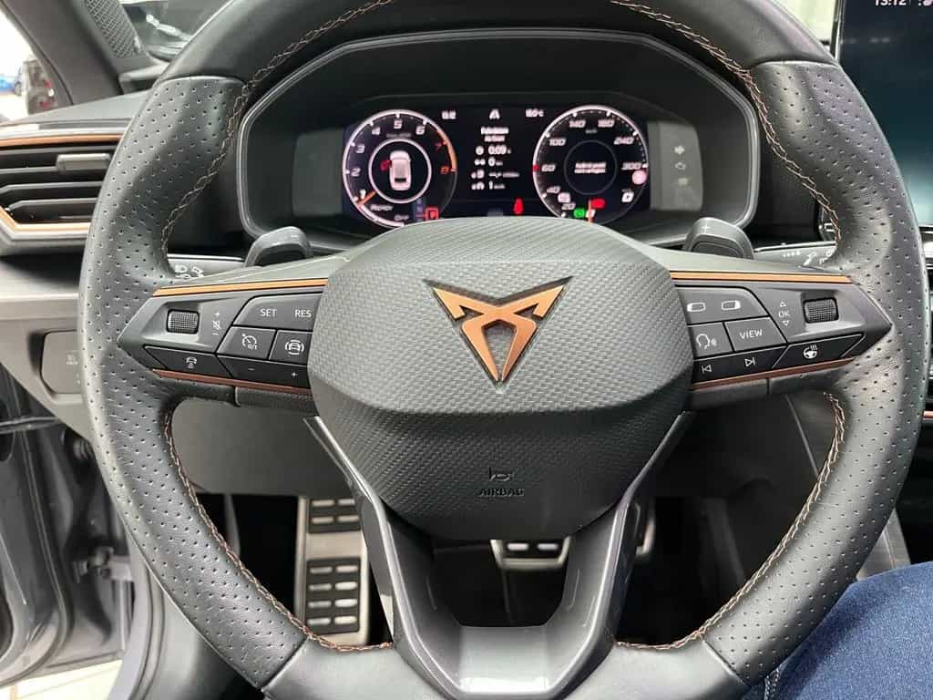 Cupra Leon Sportstourer VZ 2.0 TSI DSG Lenkrad heizbar 04/2024-photo-17